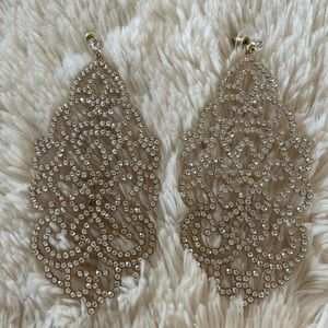 Rhinestone Looking Earrings